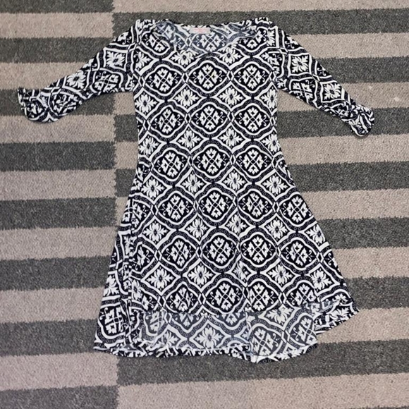 Pretty Young Thing Dress - Picture 6 of 6